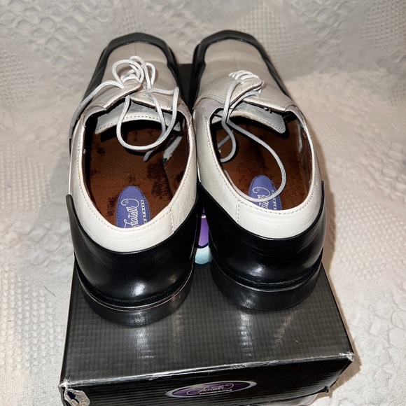 Men’s dress shoes size 11 - Picture 3 of 3